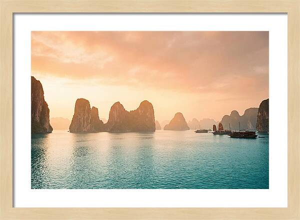 Ha Long Bay Serenity