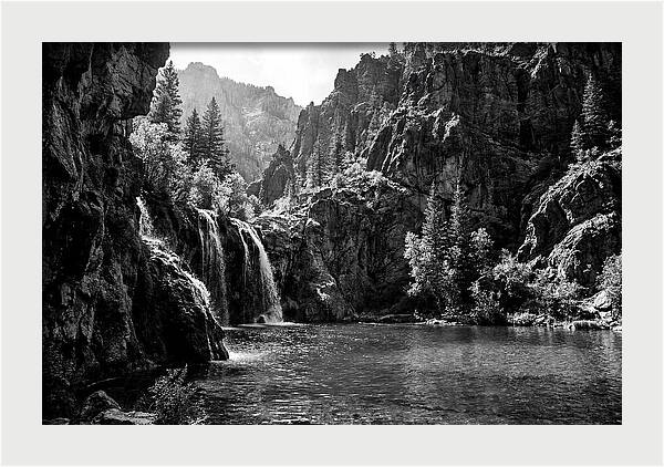 Hanging Lake Serenity