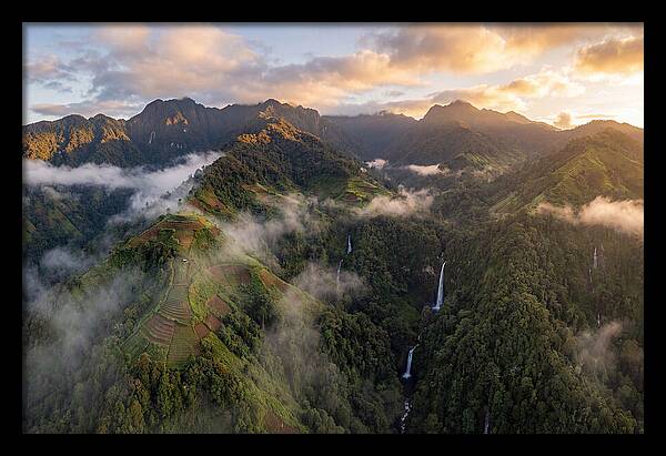 Highlands Above The Clouds