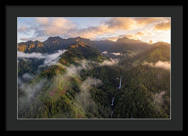 Highlands Above The Clouds