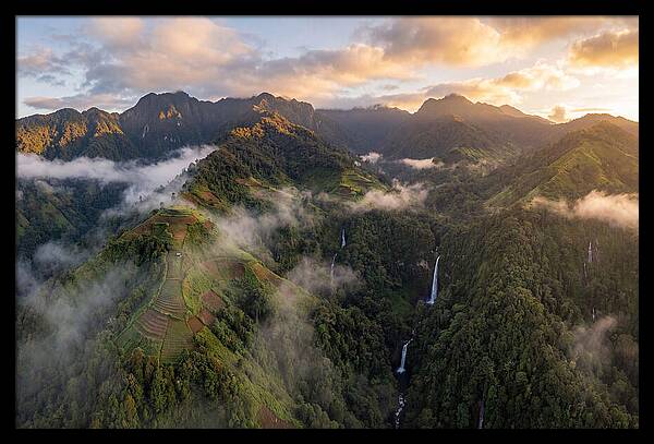 Highlands Above The Clouds