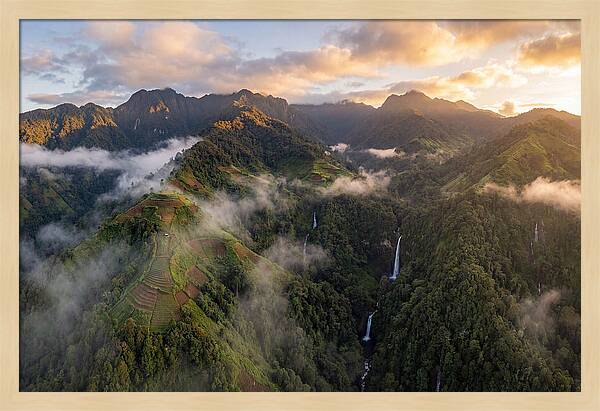 Highlands Above The Clouds