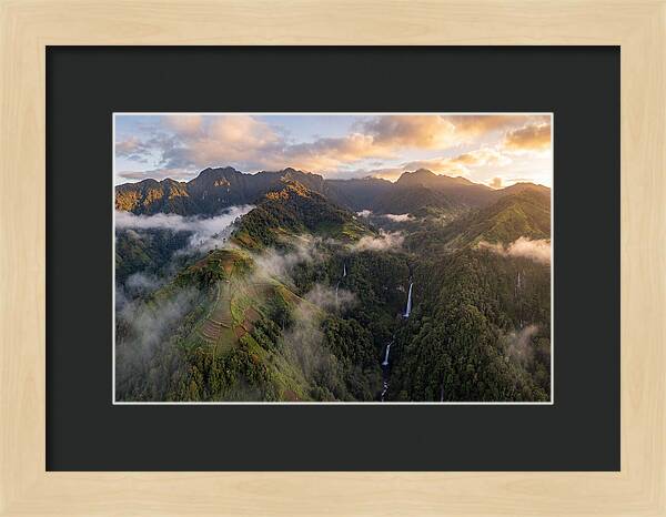 Highlands Above The Clouds