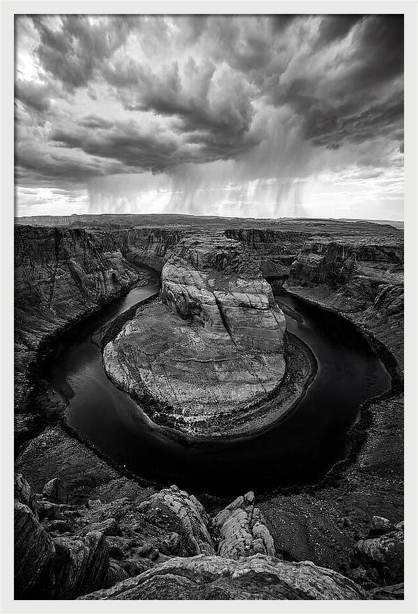 Horseshoe Bends Majestic Curves