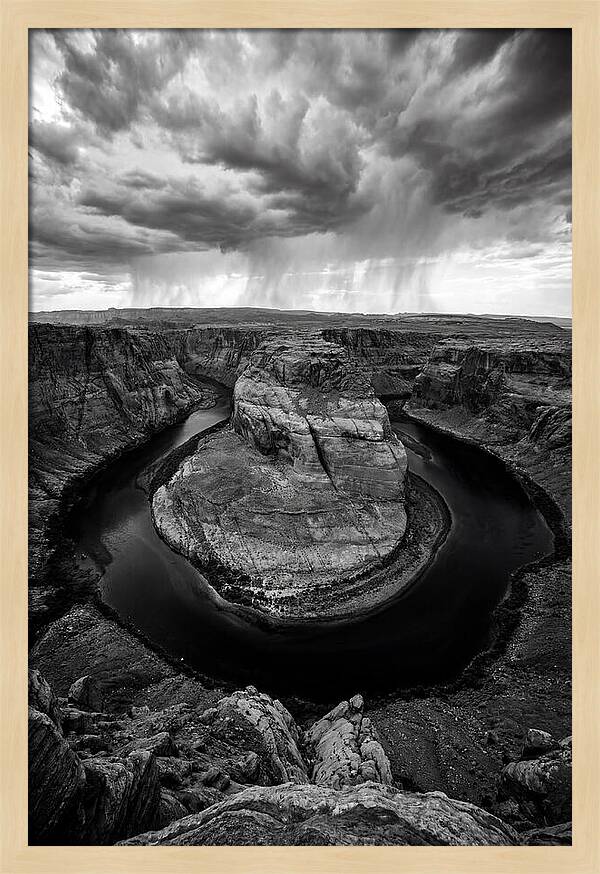 Horseshoe Bends Majestic Curves