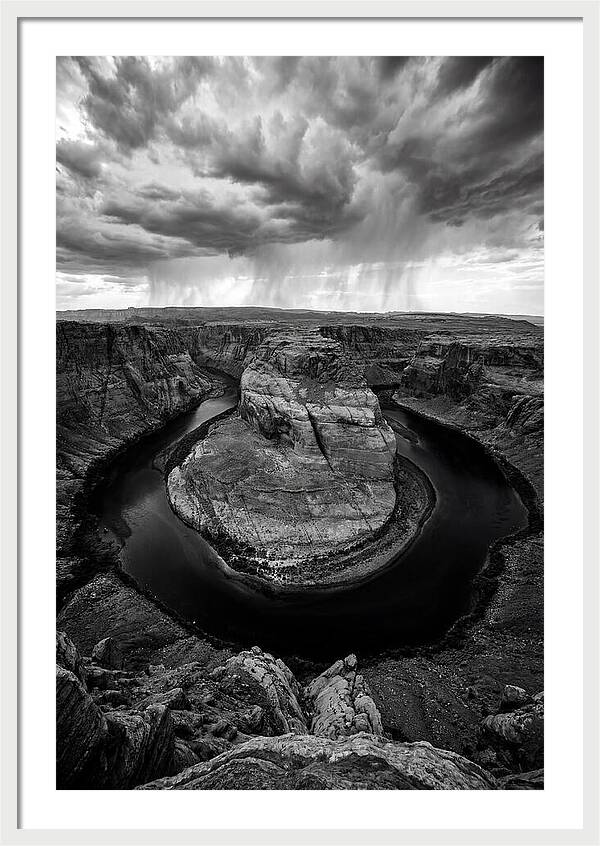 Horseshoe Bends Majestic Curves