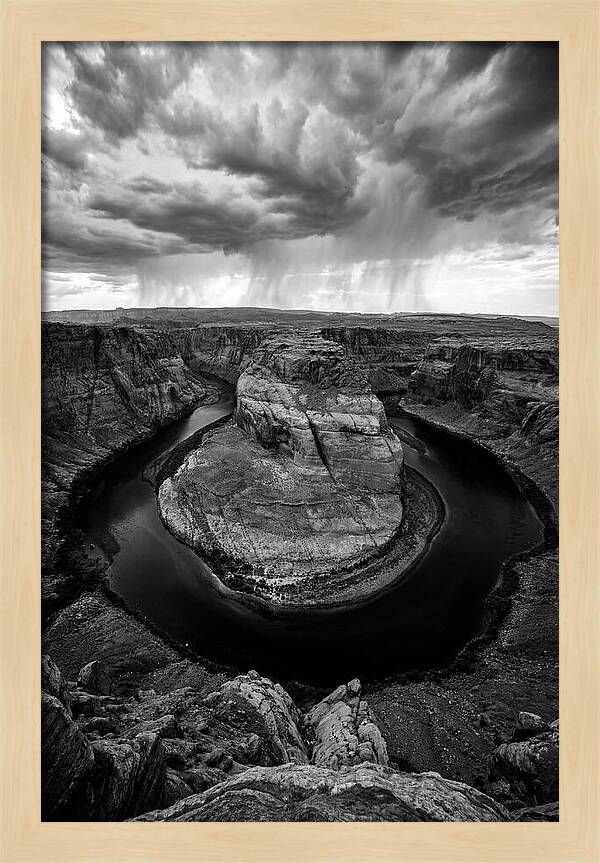 Horseshoe Bends Majestic Curves