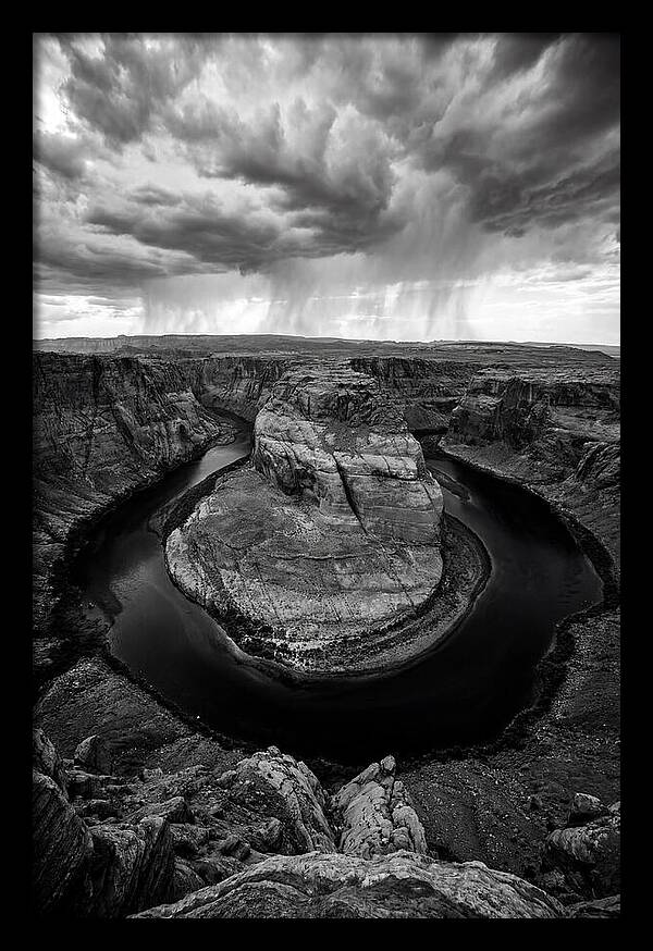 Horseshoe Bends Majestic Curves