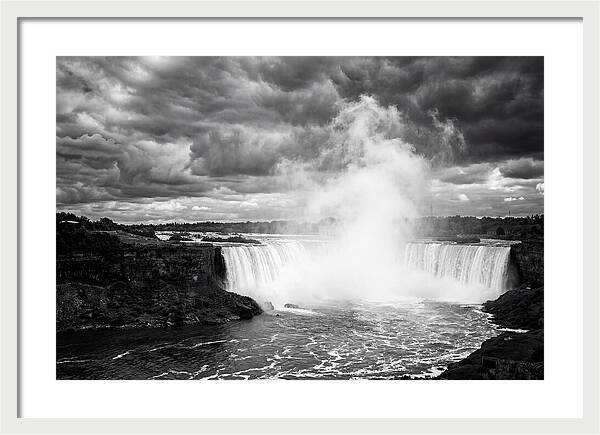 Horseshoe Falls In Monochrome