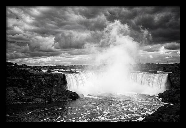 Horseshoe Falls In Monochrome