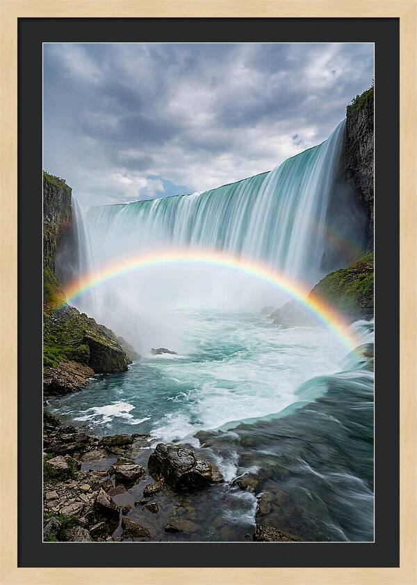 Horseshoe Falls Under Rainbow
