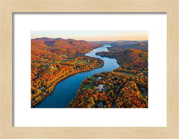 Hudson River Valley In Autumn