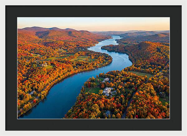 Hudson River Valley In Autumn