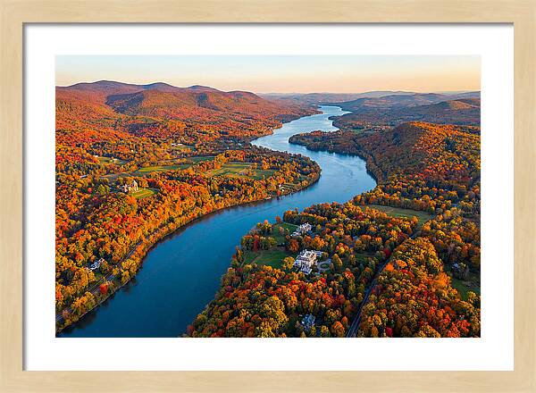Hudson River Valley In Autumn