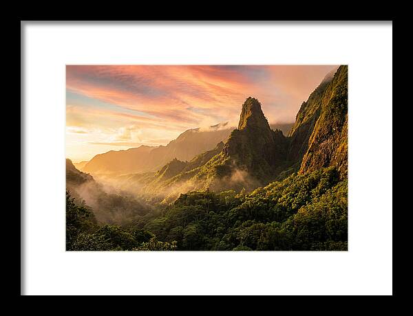 Iao Needle At Sunrise