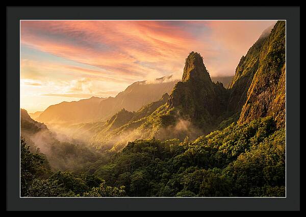 Iao Needle At Sunrise