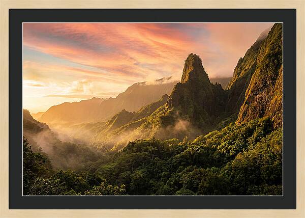 Iao Needle At Sunrise