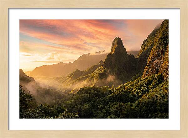 Iao Needle At Sunrise