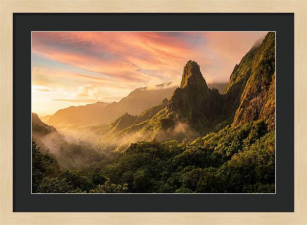 Iao Needle At Sunrise