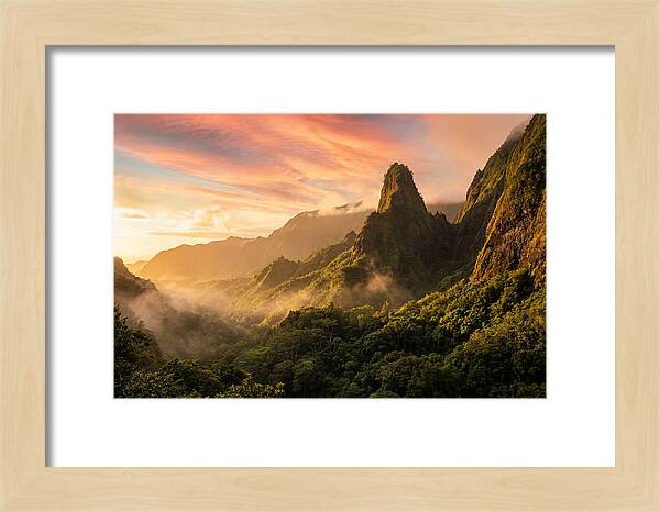 Iao Needle At Sunrise