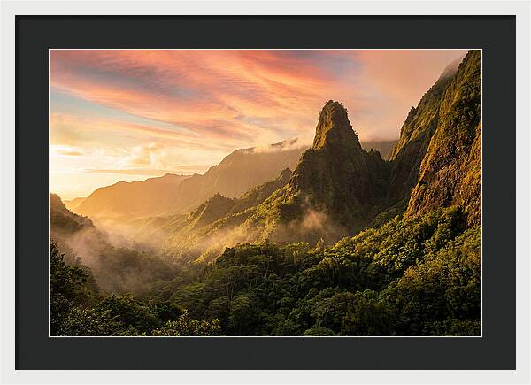 Iao Needle At Sunrise
