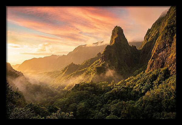 Iao Needle At Sunrise