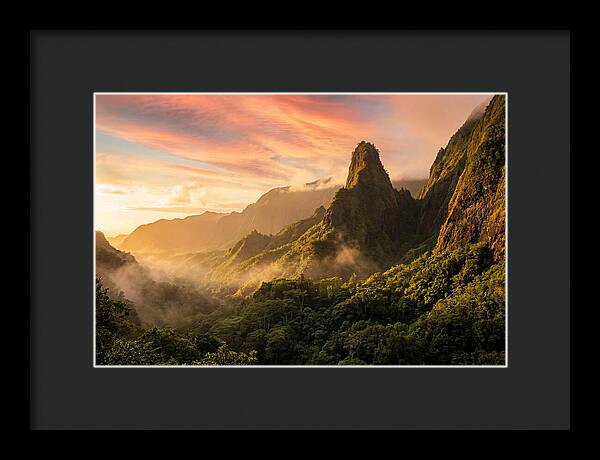 Iao Needle At Sunrise