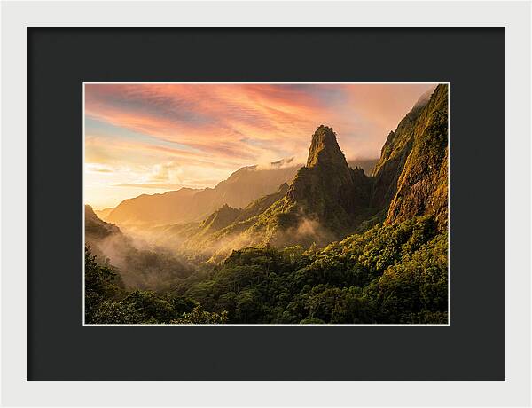 Iao Needle At Sunrise