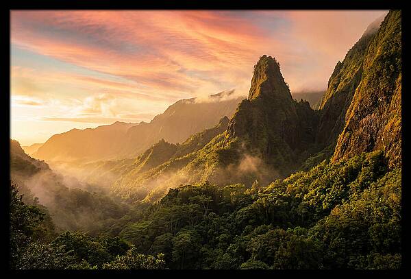 Iao Needle At Sunrise