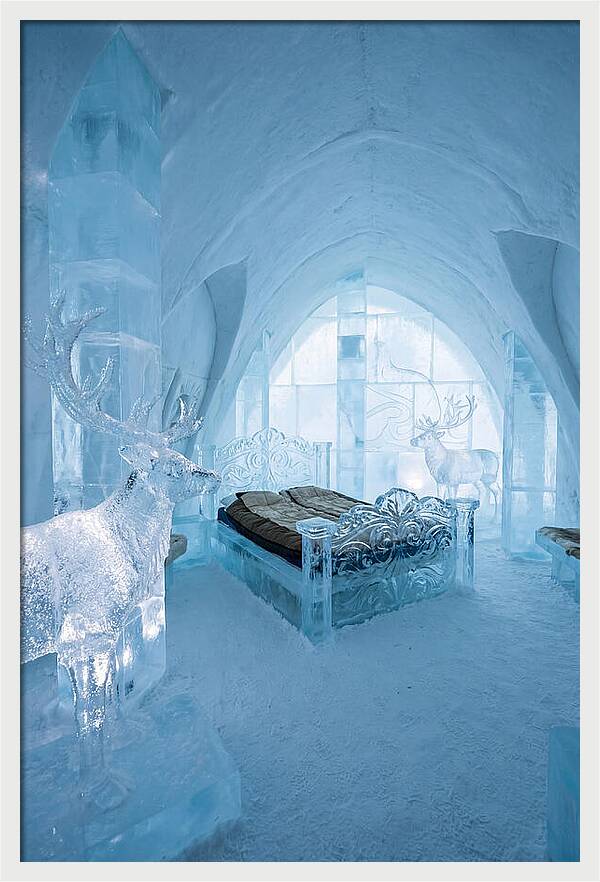 Ice Sculpture Room Serenity