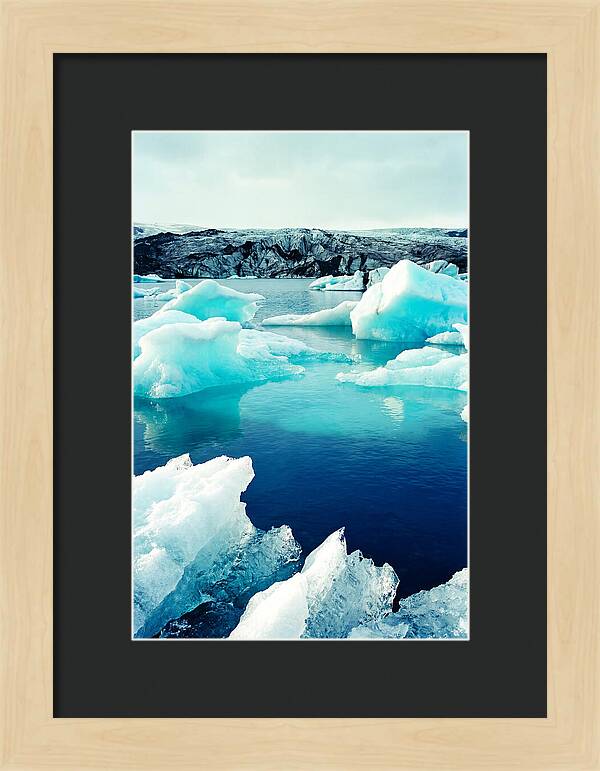 Icelands Glacial Serenity