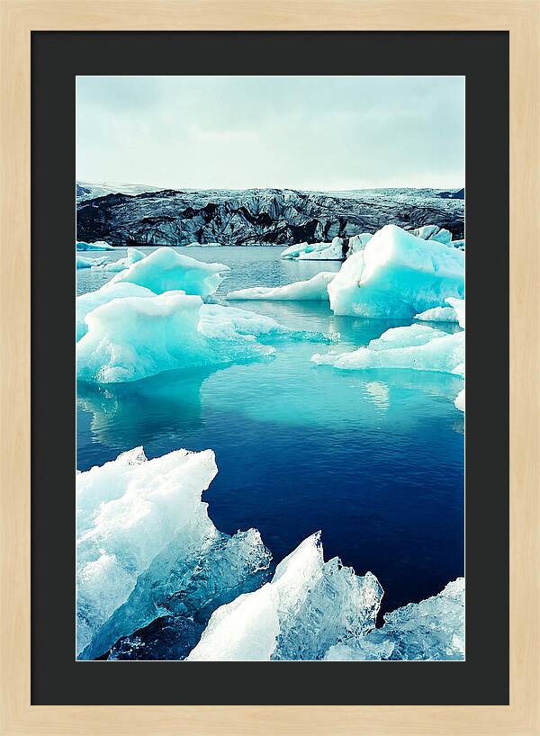 Icelands Glacial Serenity