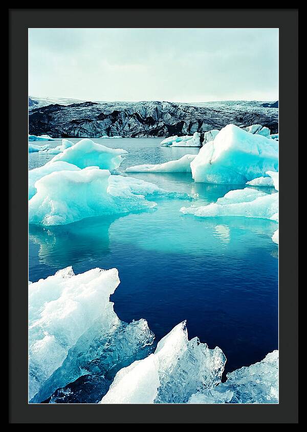 Icelands Glacial Serenity