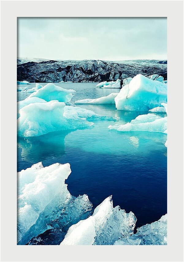 Icelands Glacial Serenity