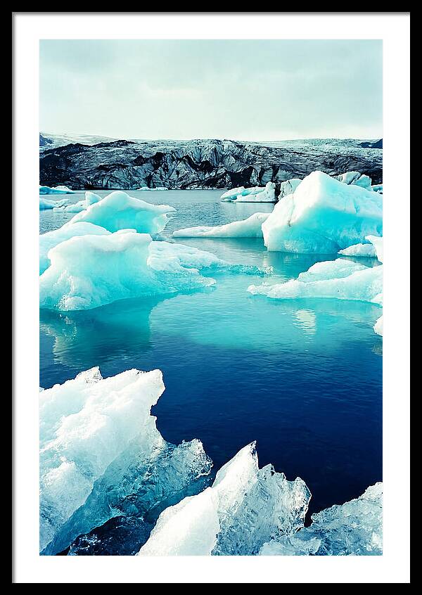 Icelands Glacial Serenity