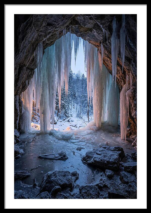 Icicle Cave Entrance
