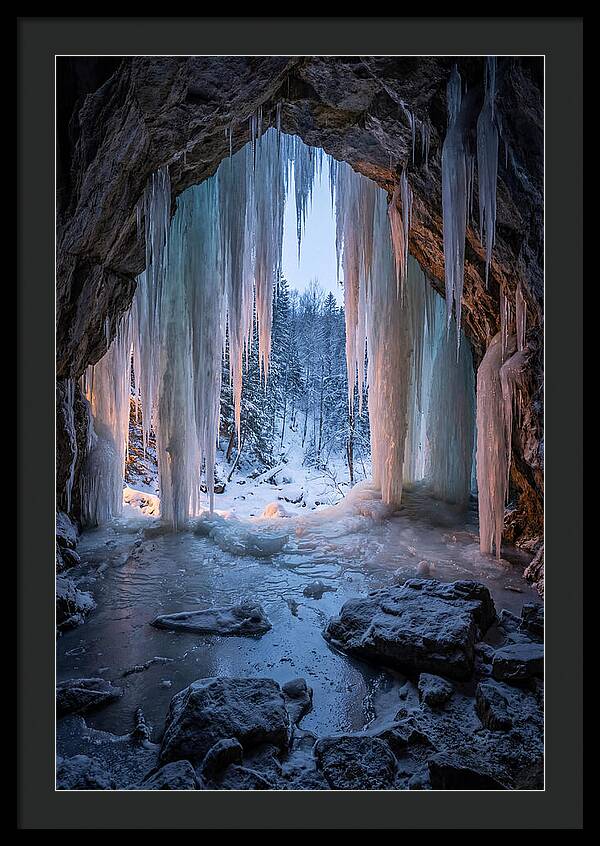 Icicle Cave Entrance