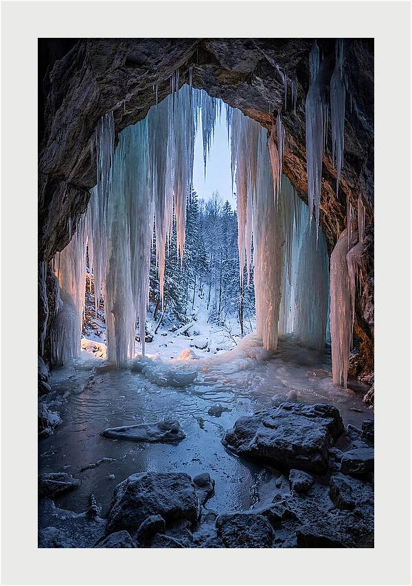 Icicle Cave Entrance