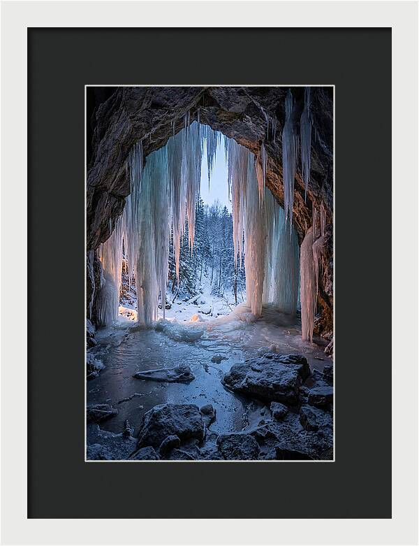Icicle Cave Entrance