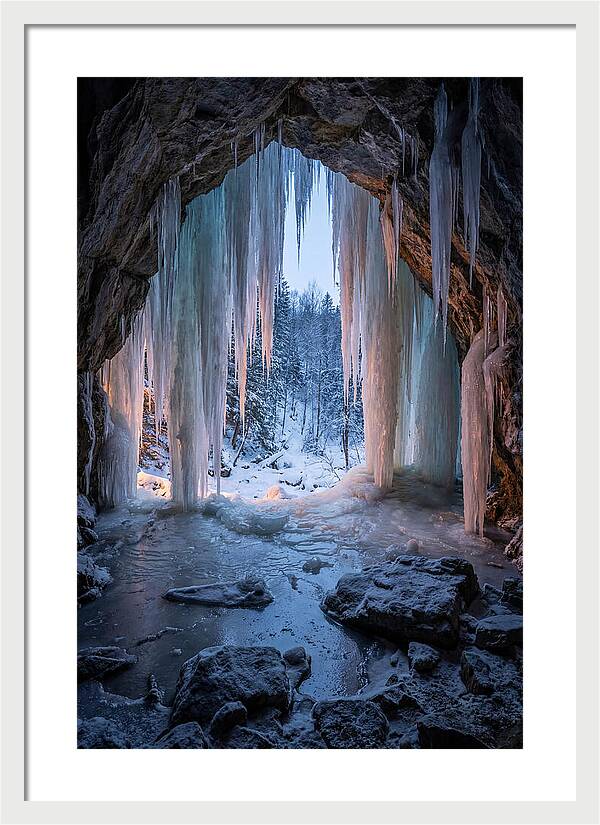 Icicle Cave Entrance