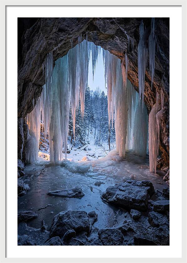Icicle Cave Entrance