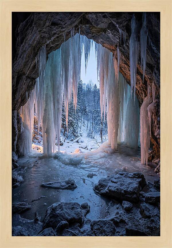 Icicle Cave Entrance