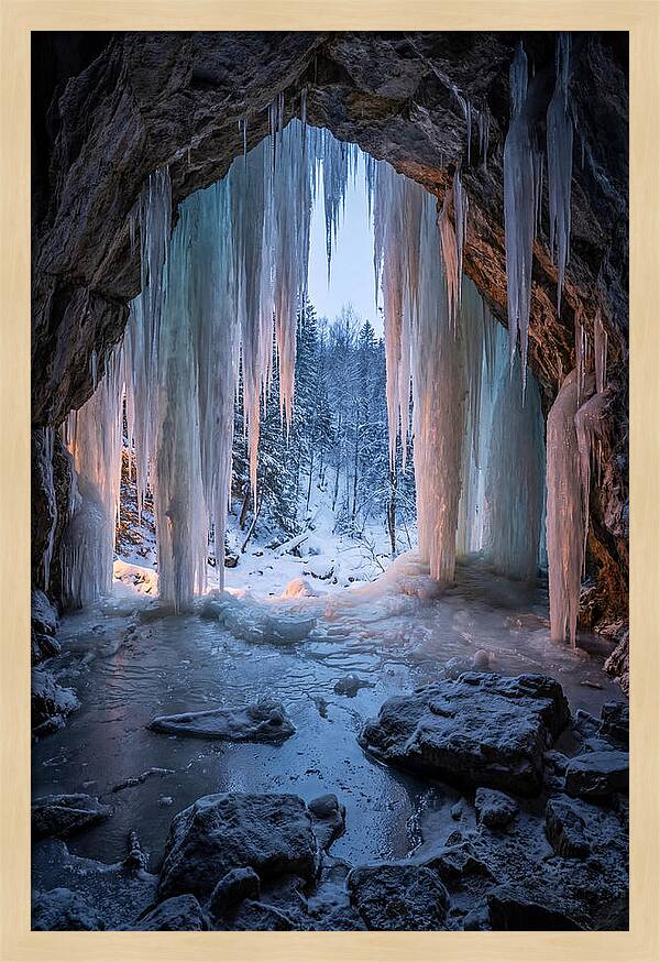 Icicle Cave Entrance