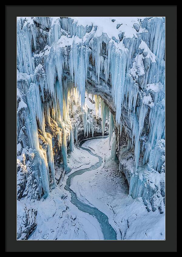 Icicle Cave Serenity