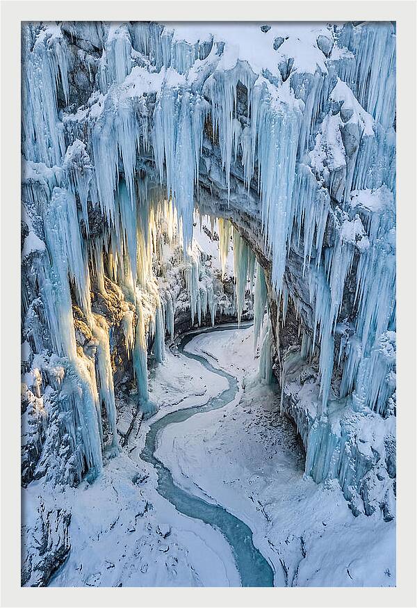 Icicle Cave Serenity