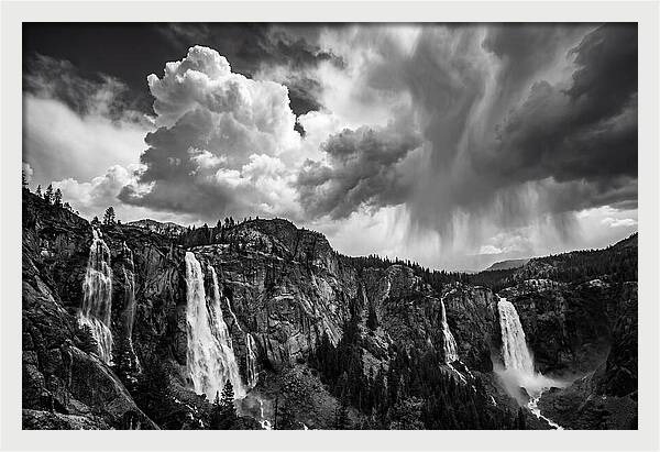 Iguazu Falls Vista In Monochrome
