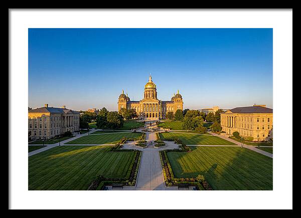 Iowa State Capitol Serenity