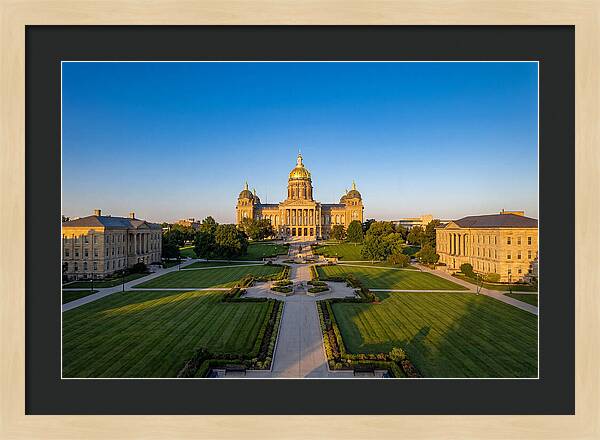 Iowa State Capitol Serenity