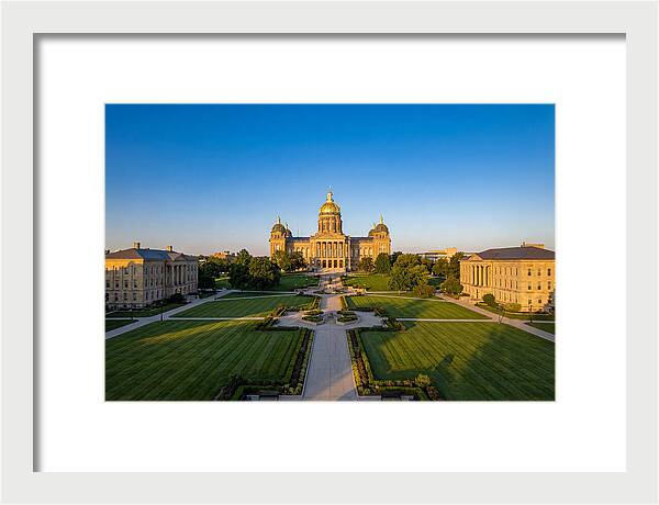 Iowa State Capitol Serenity