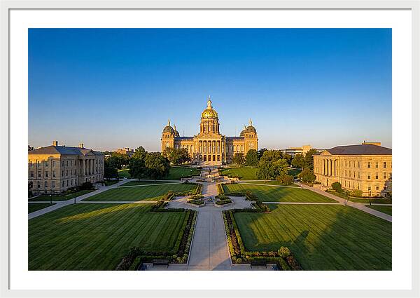 Iowa State Capitol Serenity